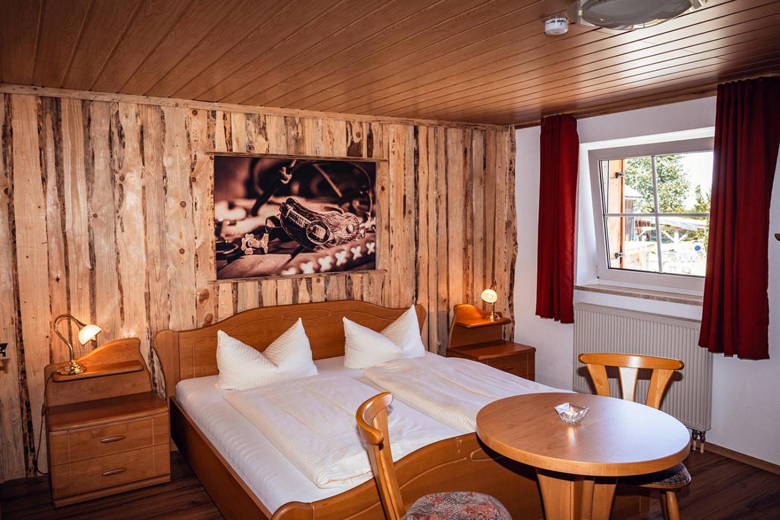 Landhotel Zum Matthiasl Bischofsreut Exterior foto